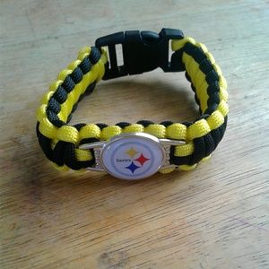 Pittsburgh Steelers paracord bracelet
